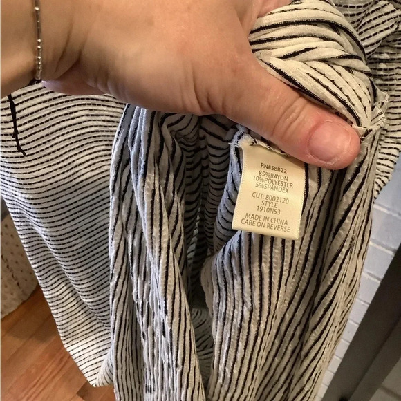 Sporty Max Studio Super Soft Black and White Side Ruched Dress Sz Medium #19 - Picture 13 of 14